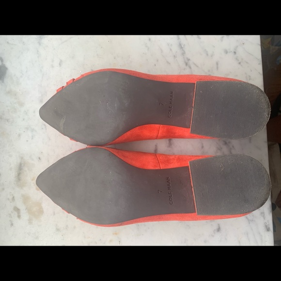 Cole Haan Women’s coral suede pointy flat - Picture 8 of 9